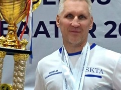 Карельские медики спасли карьеру чемпиона мира по метанию ножей
